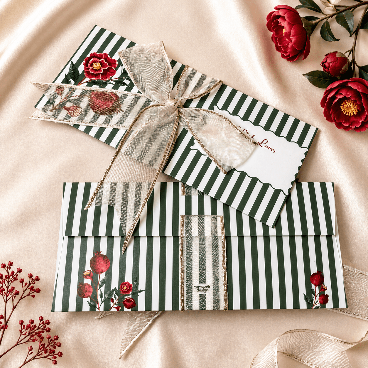Pom Royale Ribbon Envelope